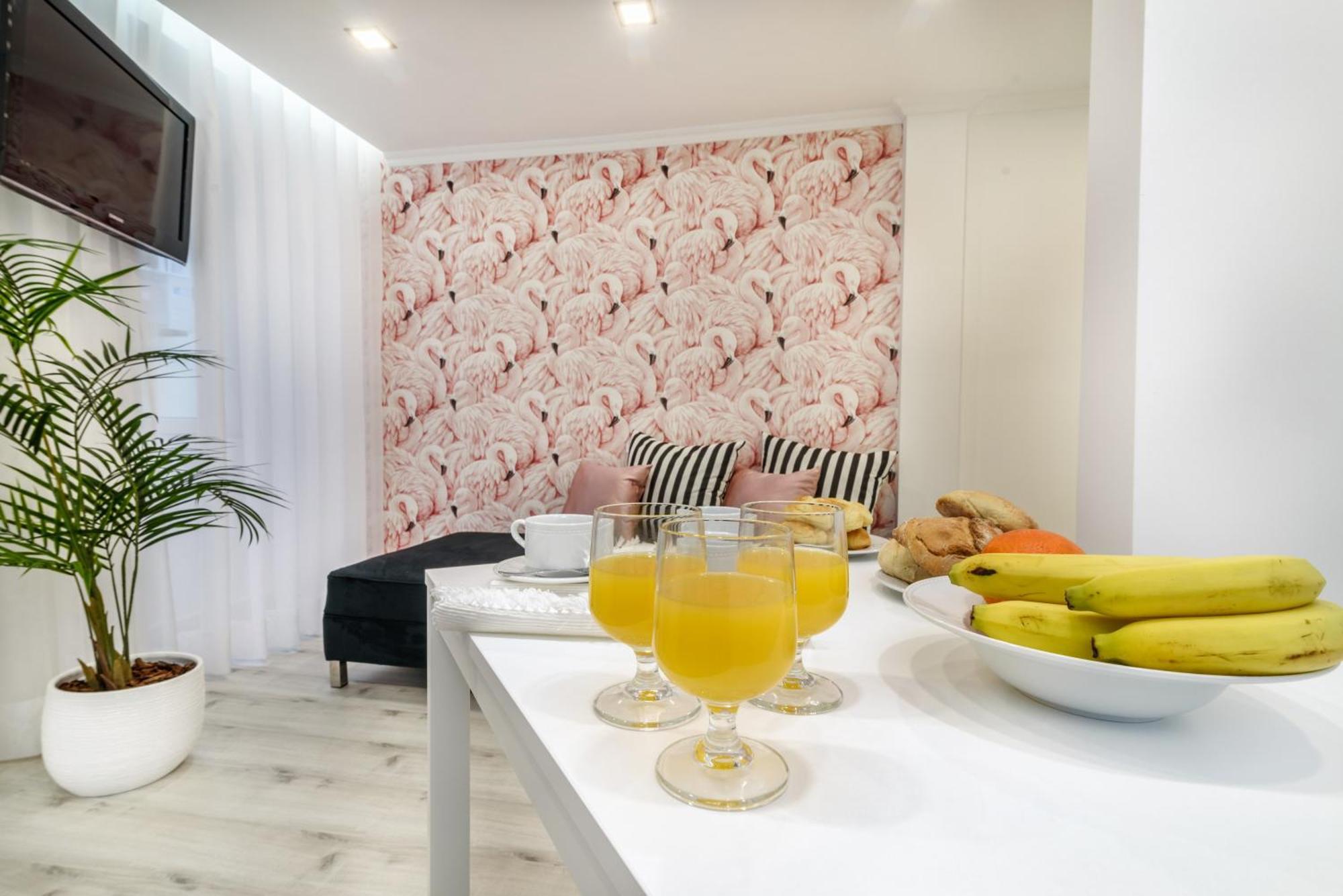 Whome City Chic Escape: Your Stylish Haven In Downtown Lisboa Exterior foto