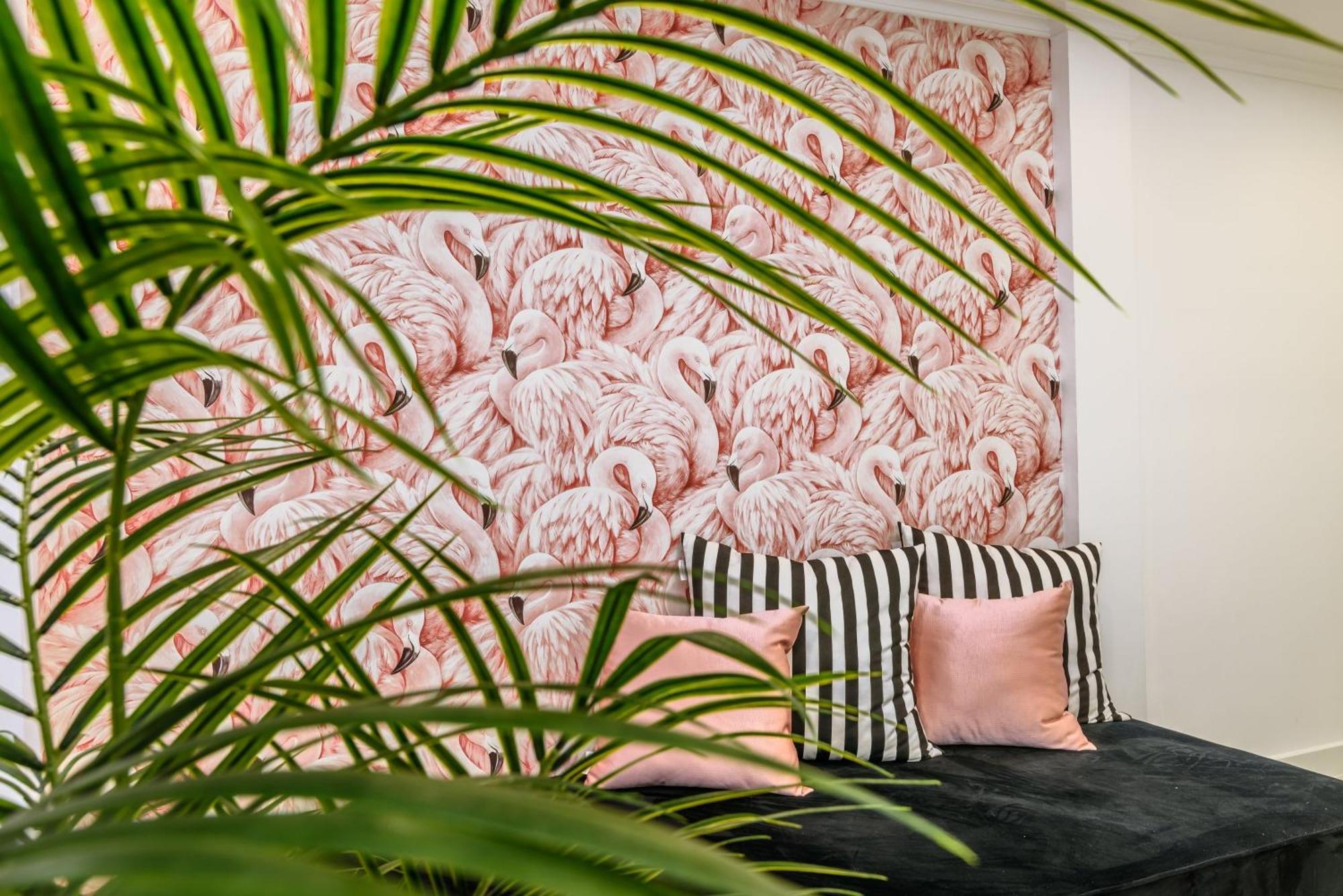 Whome City Chic Escape: Your Stylish Haven In Downtown Lisboa Exterior foto