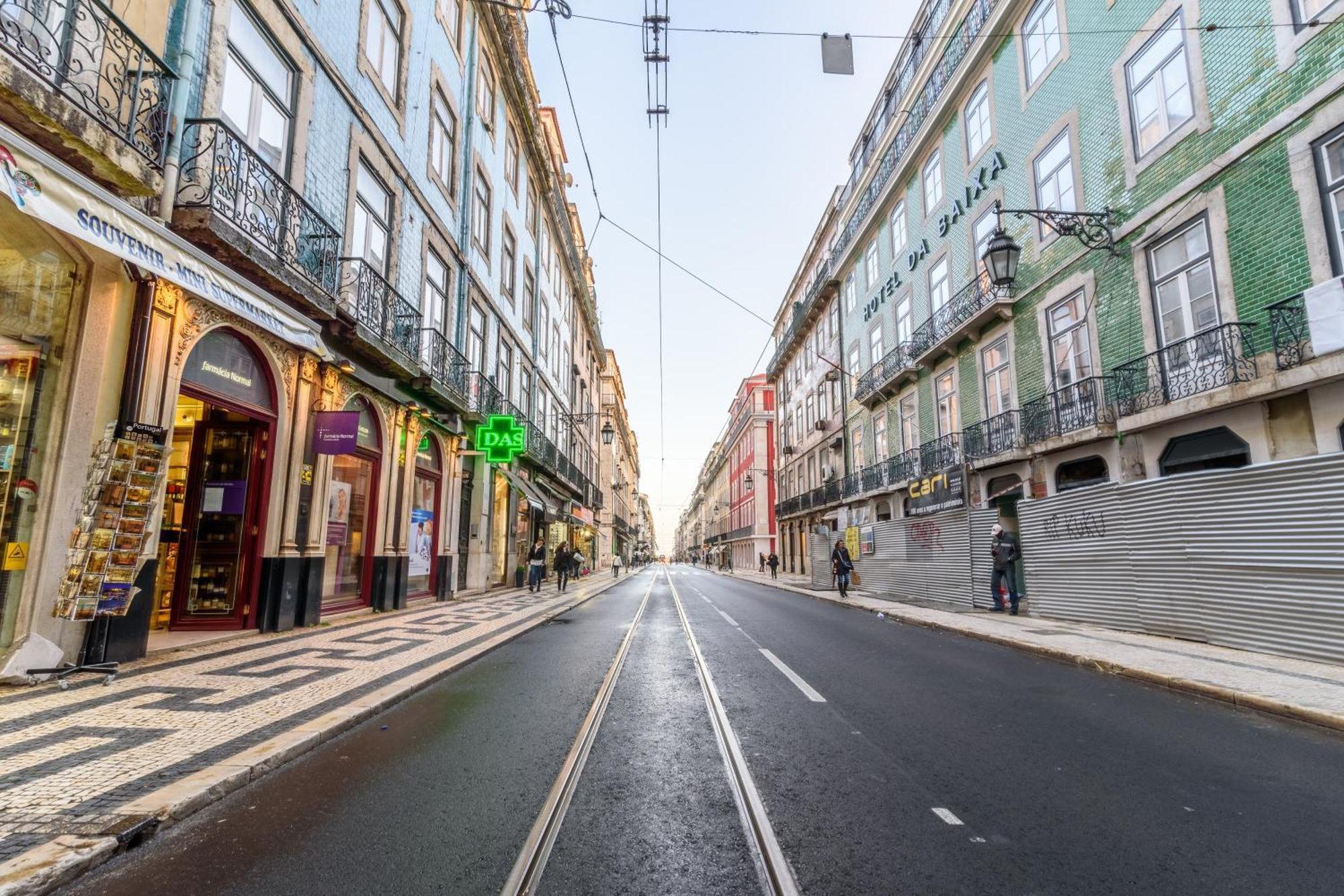Whome City Chic Escape: Your Stylish Haven In Downtown Lisboa Exterior foto